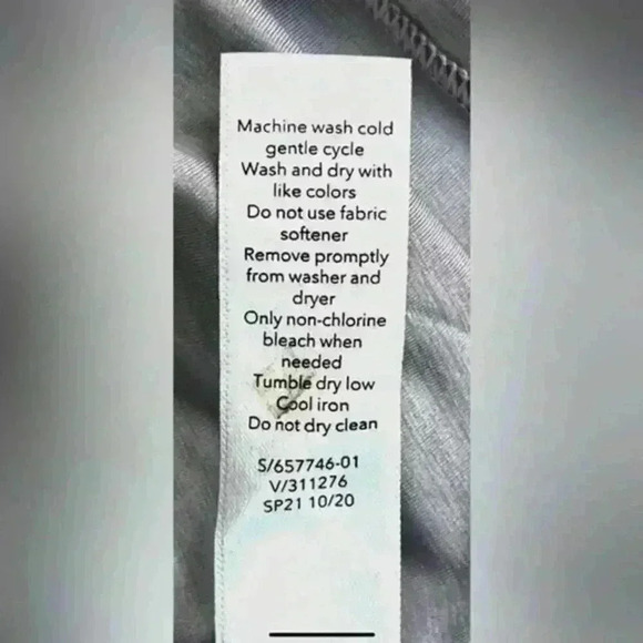 Athleta ‎ Racerback Tank Silver/Grey Women’s Small - Picture 8 of 9